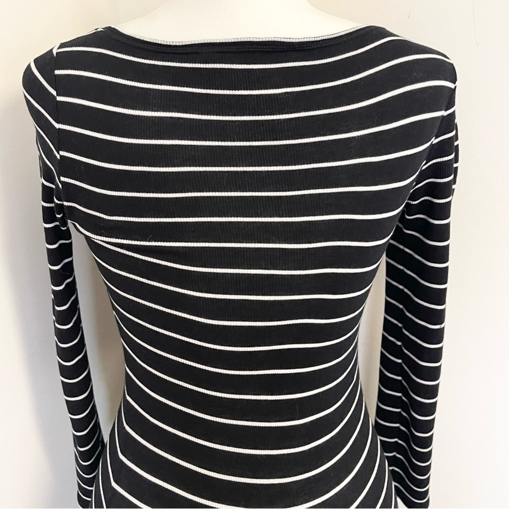 Versatile Bcbgmaxazria Ribbed Lightweight Bodycon… - image 6